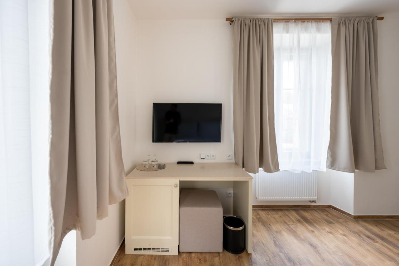 קונטה הורה Hotel Barborsky Dvur מראה חיצוני תמונה